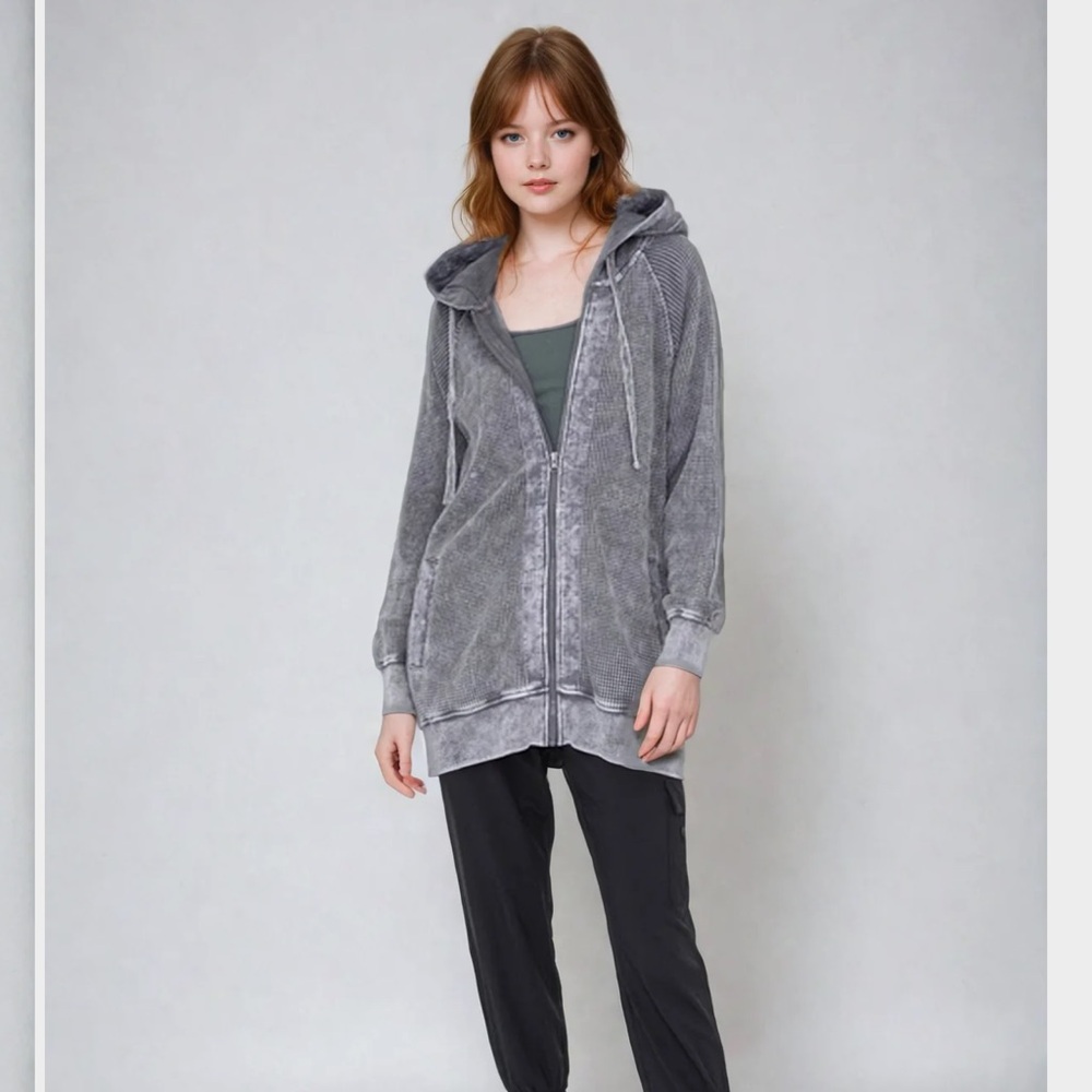 Fit Kitty Culture waffle knit long light gray hoodie with straight fit zipup NWT